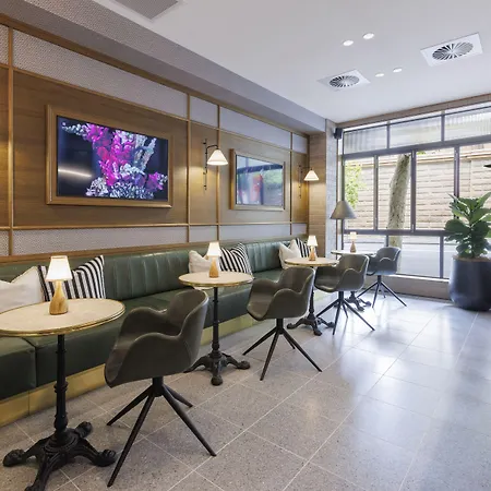 202 Elizabeth-2